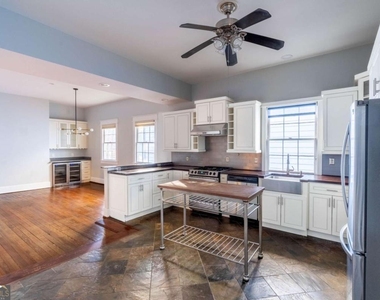 311 Josephine Street Ne - Photo Thumbnail 14