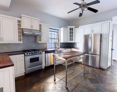 311 Josephine Street Ne - Photo Thumbnail 12