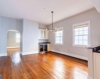 311 Josephine Street Ne - Photo Thumbnail 10