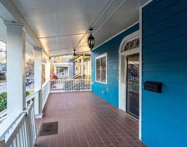 311 Josephine Street Ne - Photo Thumbnail 3