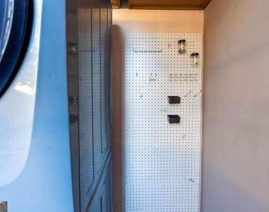 311 Josephine Street Ne - Photo Thumbnail 37