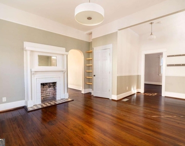 311 Josephine Street Ne - Photo Thumbnail 5