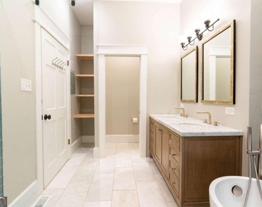 311 Josephine Street Ne - Photo Thumbnail 22