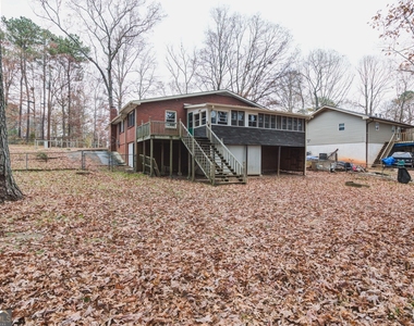 2213 Davis Road - Photo Thumbnail 15