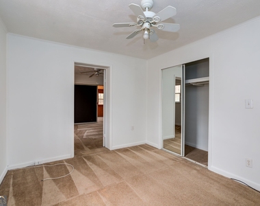 2213 Davis Road - Photo Thumbnail 9