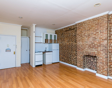 71 Pineapple St - Photo Thumbnail 7