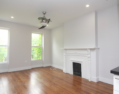 135 Decatur St - Photo Thumbnail 7