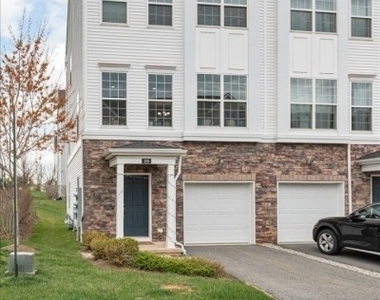 309 Saratoga Ct - Photo Thumbnail 29