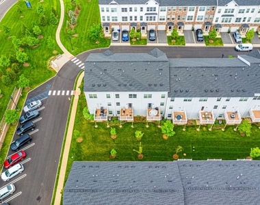 309 Saratoga Ct - Photo Thumbnail 33