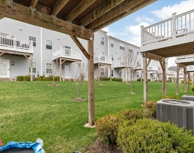 309 Saratoga Ct - Photo Thumbnail 28