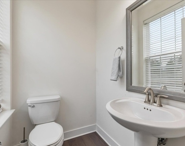 309 Saratoga Ct - Photo Thumbnail 7