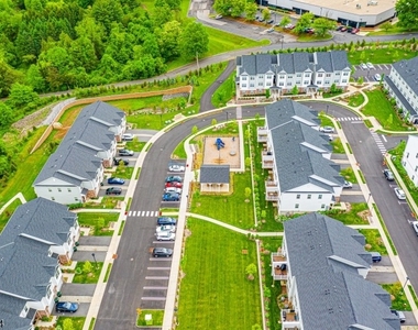 309 Saratoga Ct - Photo Thumbnail 35