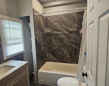 116 De Witt Avenue - Photo Thumbnail 4