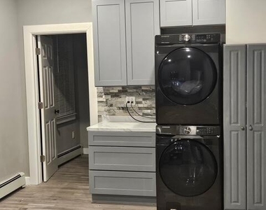 116 De Witt Avenue - Photo Thumbnail 2