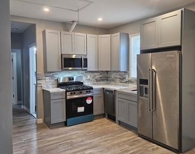 116 De Witt Avenue - Photo Thumbnail 1