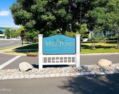 313 Mill Pond Way - Photo Thumbnail 12