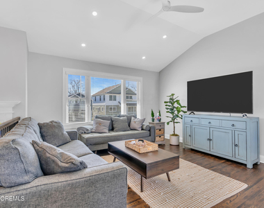 718 19th Avenue - Photo Thumbnail 10