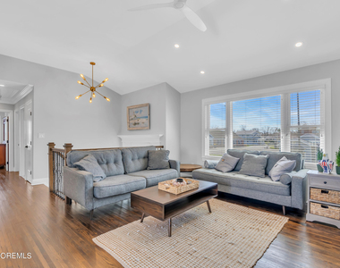 718 19th Avenue - Photo Thumbnail 9