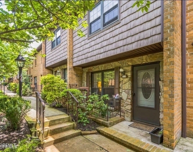 321 Spring Street - Photo Thumbnail 1