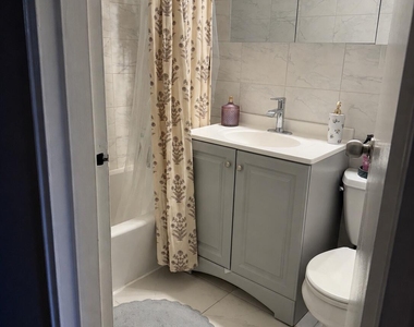 321 Spring Street - Photo Thumbnail 11