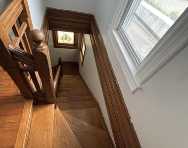 64 Hollywood Avenue - Photo Thumbnail 19