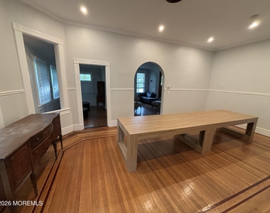64 Hollywood Avenue - Photo Thumbnail 7