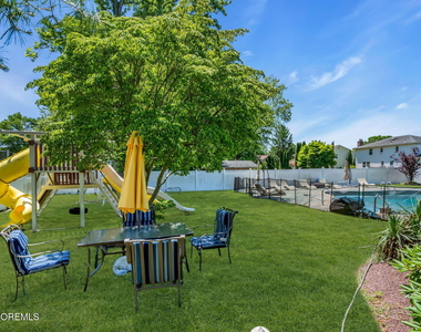 15 Timber Lane - Photo Thumbnail 31