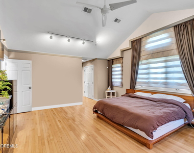 15 Timber Lane - Photo Thumbnail 17