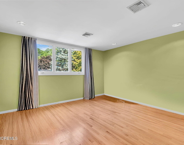 15 Timber Lane - Photo Thumbnail 20