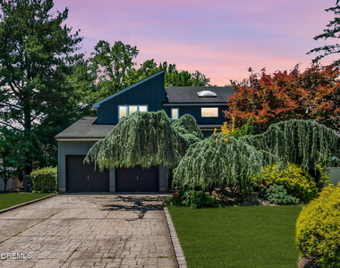 15 Timber Lane - Photo Thumbnail 1