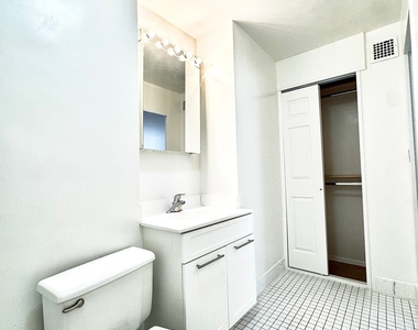 East 36 Street - Photo Thumbnail 3