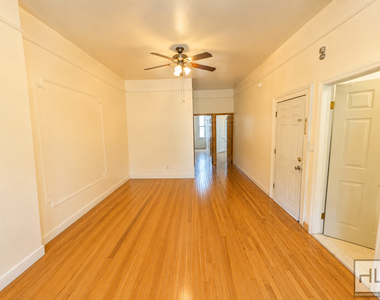Brevoort Place - Photo Thumbnail 3