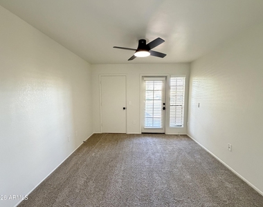 8625 E Belleview Place - Photo Thumbnail 13