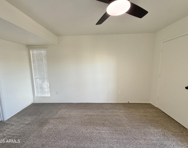 8625 E Belleview Place - Photo Thumbnail 14