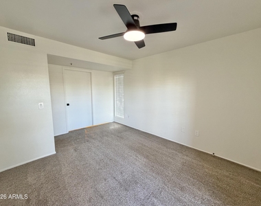 8625 E Belleview Place - Photo Thumbnail 15