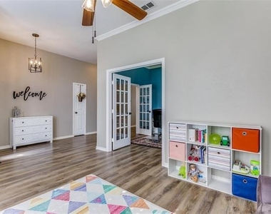 626 Beal Lane - Photo Thumbnail 19