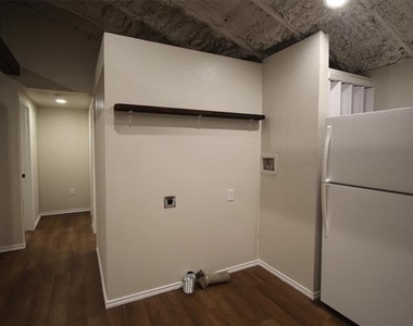 213 N Waldrip - Photo Thumbnail 3