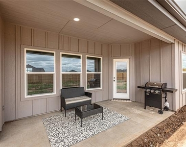 7615 Hudson - Photo Thumbnail 12