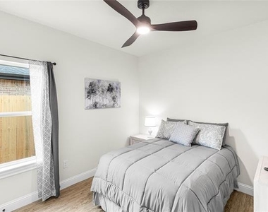 7615 Hudson - Photo Thumbnail 34