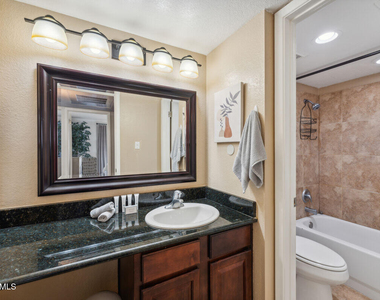 5995 N 78th Street - Photo Thumbnail 15
