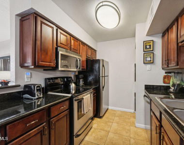 5995 N 78th Street - Photo Thumbnail 22