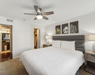 5995 N 78th Street - Photo Thumbnail 17