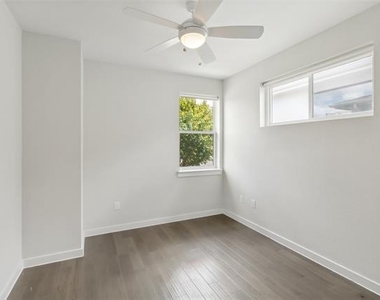 5404 Winton Street - Photo Thumbnail 27