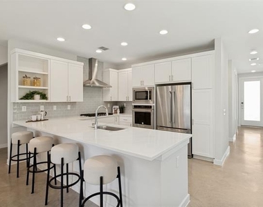 5404 Winton Street - Photo Thumbnail 9