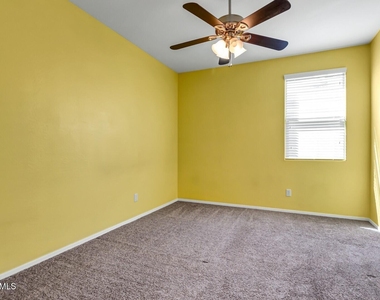 5429 W Lydia Lane - Photo Thumbnail 45