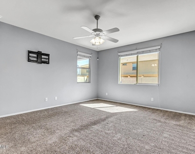 5429 W Lydia Lane - Photo Thumbnail 32