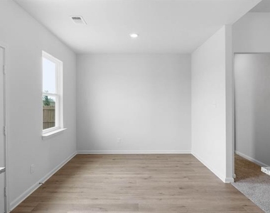 1309 Wind Drift Way - Photo Thumbnail 2