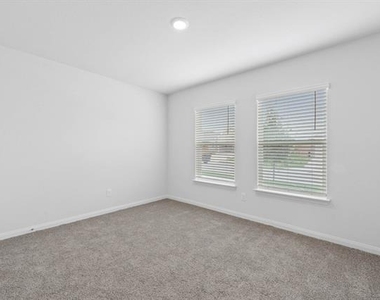 1313 Wind Drift Way - Photo Thumbnail 9