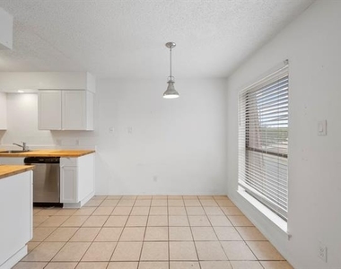 7450 Ruby Place - Photo Thumbnail 6