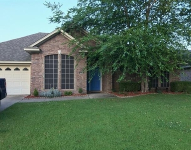 1025 Cressmont Street - Photo Thumbnail 10